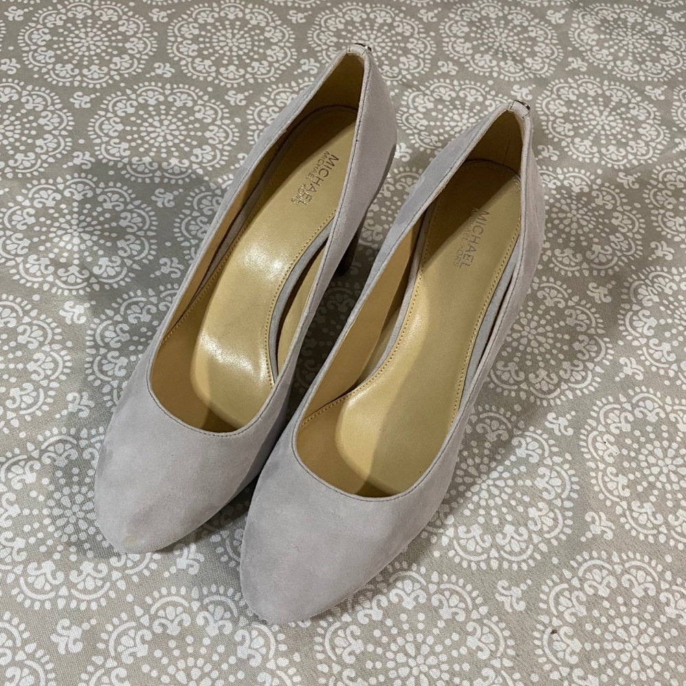 NWOT Michael Kors Gray Heels - 9.5